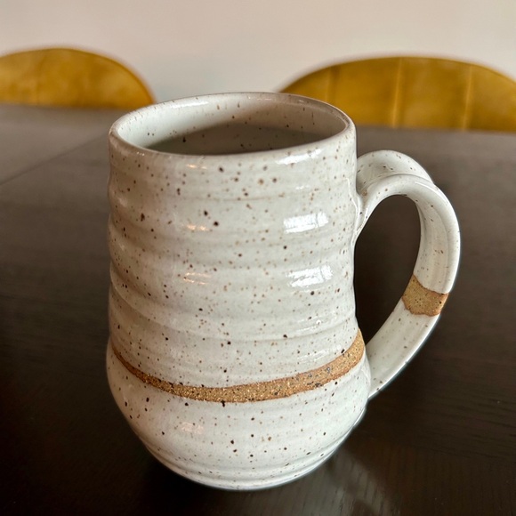 The Ye11ow Studio Mega Mug - Picture 1 of 5
